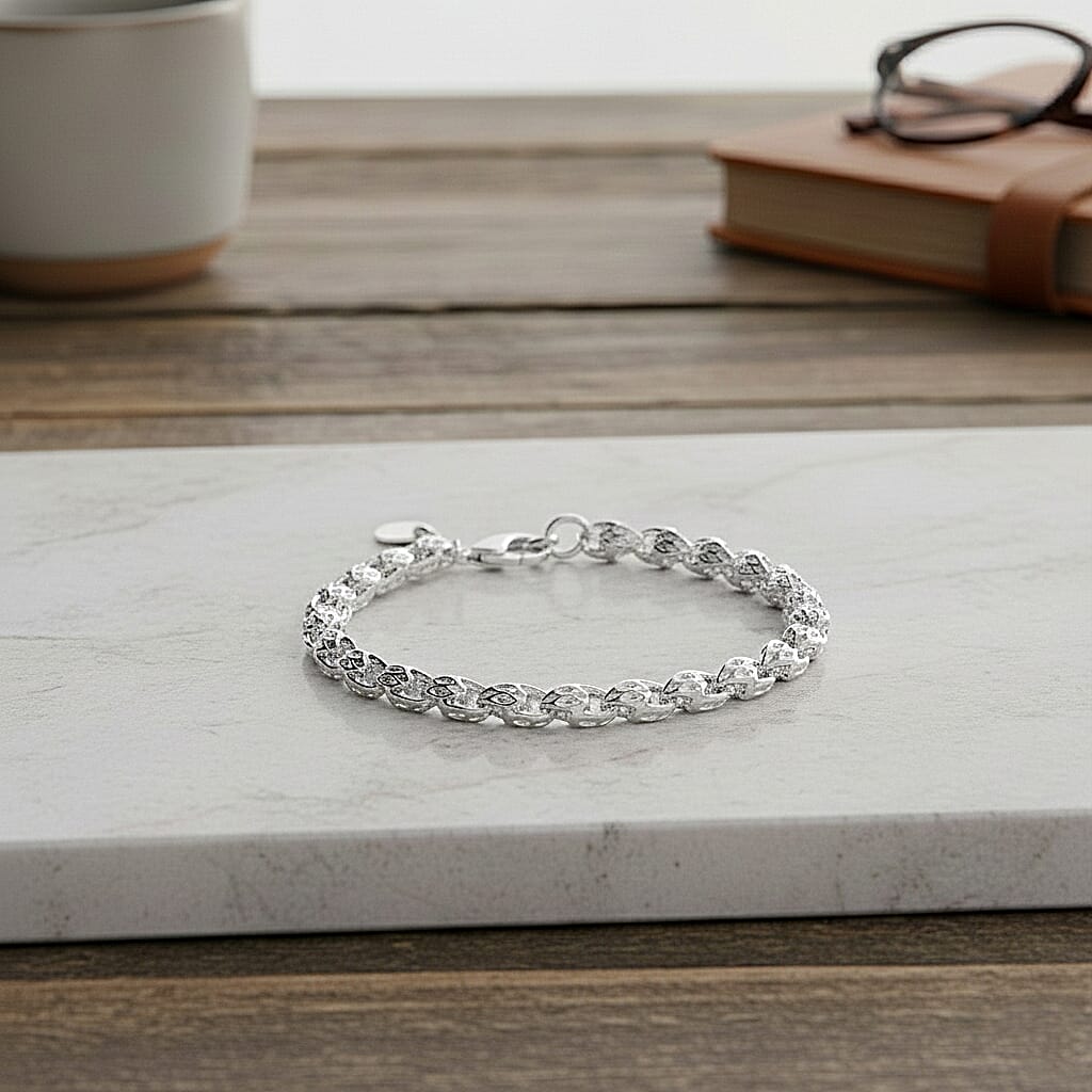 Designer Inspired Link Chain Bracelet (Size - 7.5) with Lobster Clasp in Silver Tone V32517910 2