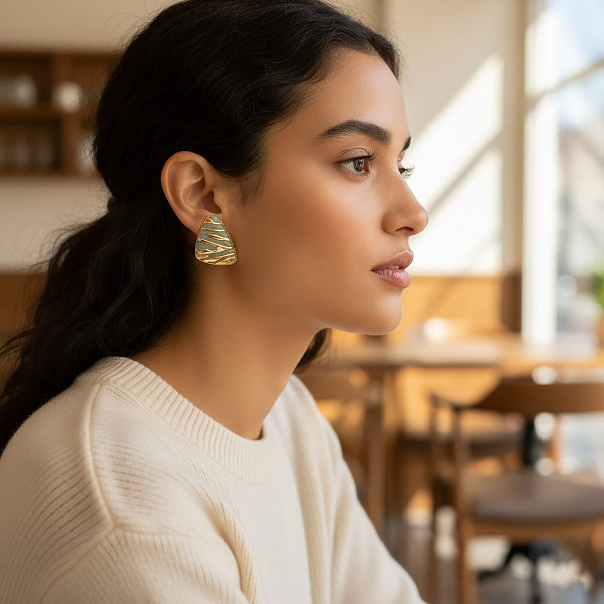 Enamel Earring with Push Back in Yellow Gold Plated 8251595 3
