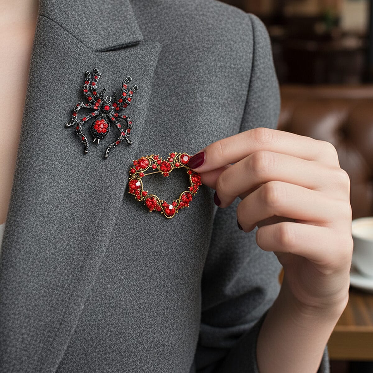 Set of 2 Austrian Crystal Spider &amp; Heart Wreath Brooches in Yellow Gold Tone - Red 8228512 2