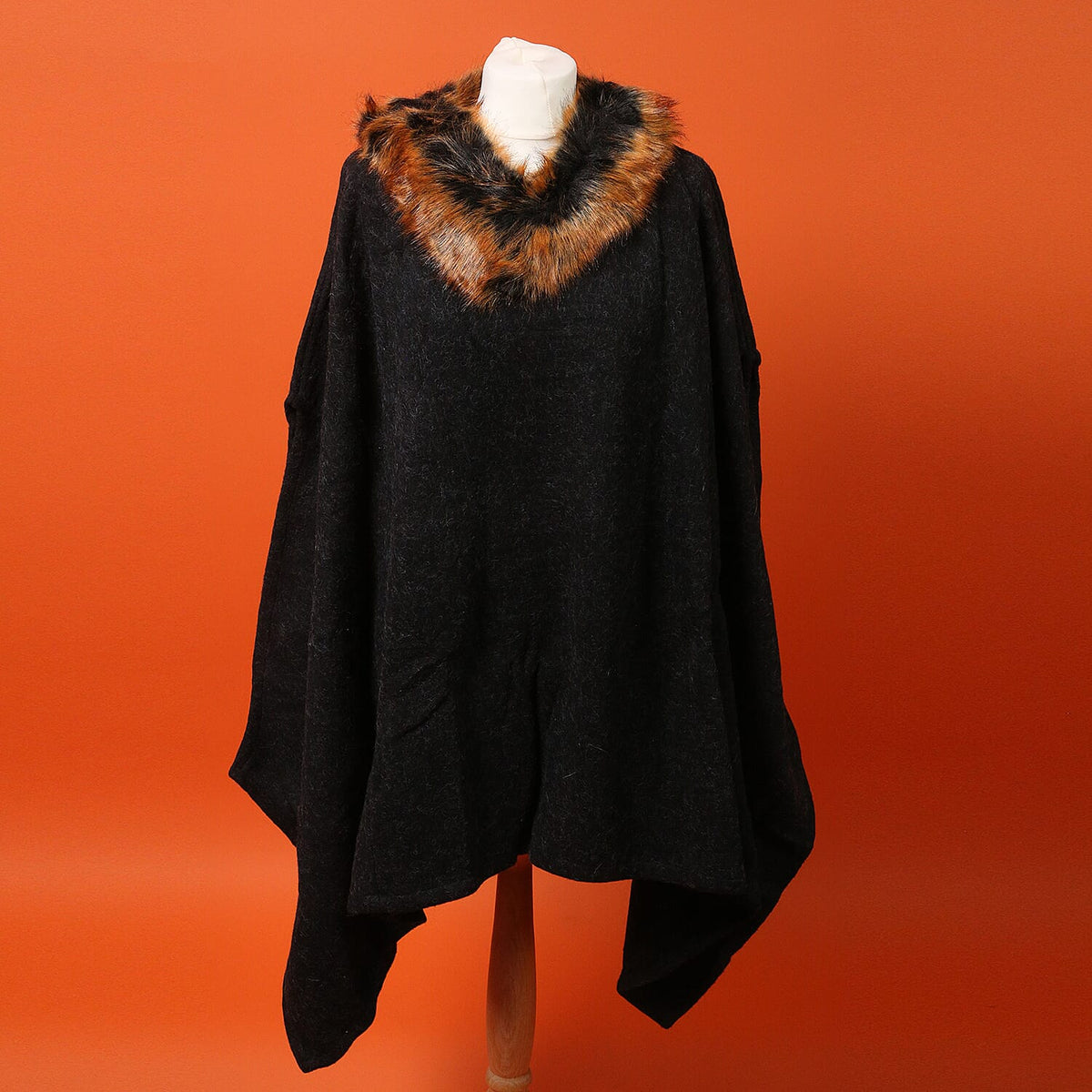 Faux-Fur Poncho Women's Jumper - Orange 6062724 0