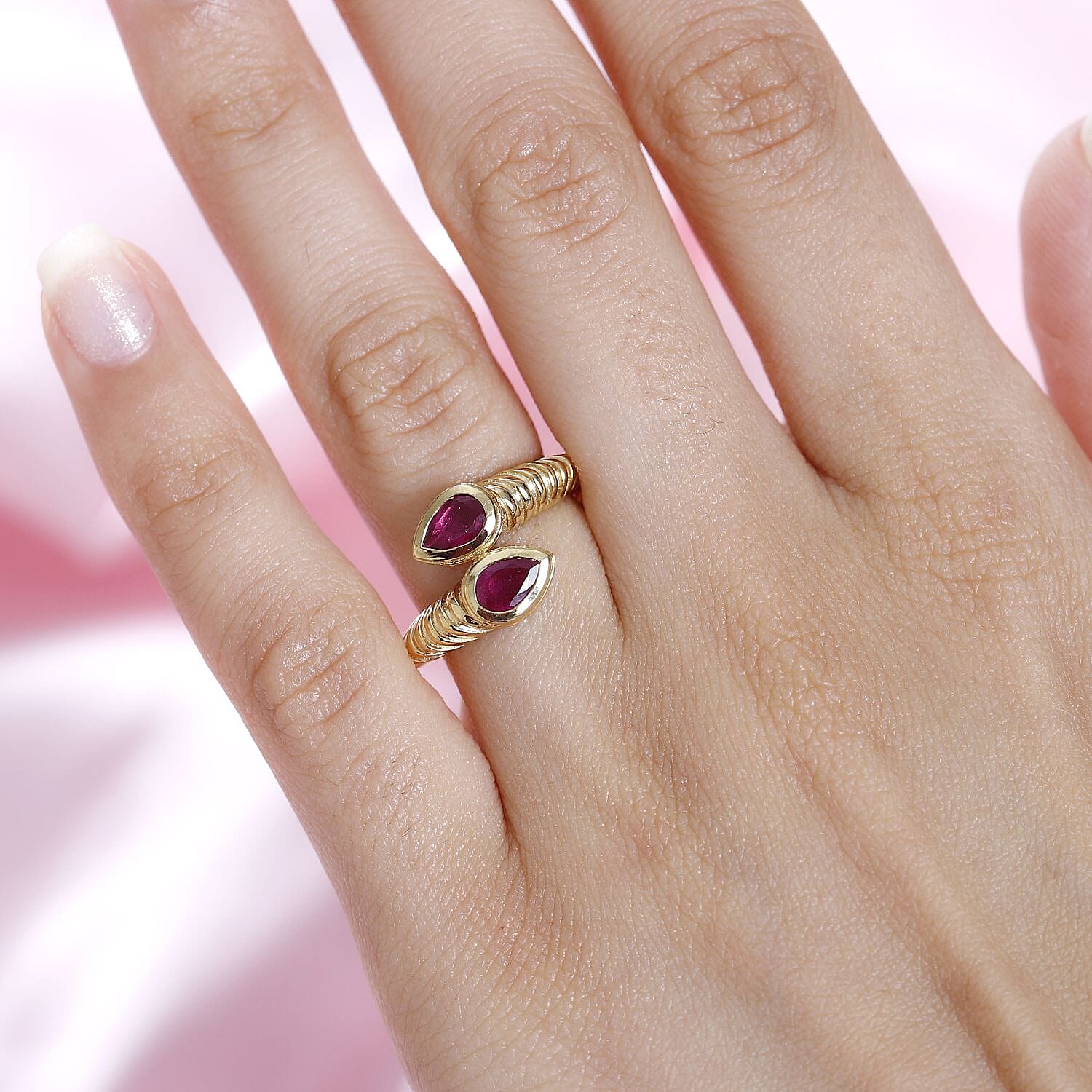 Ruby Bypass Ring in 18K Vermeil Yellow Gold Plated Sterling Silver 1.17 Ct 7758118 2
