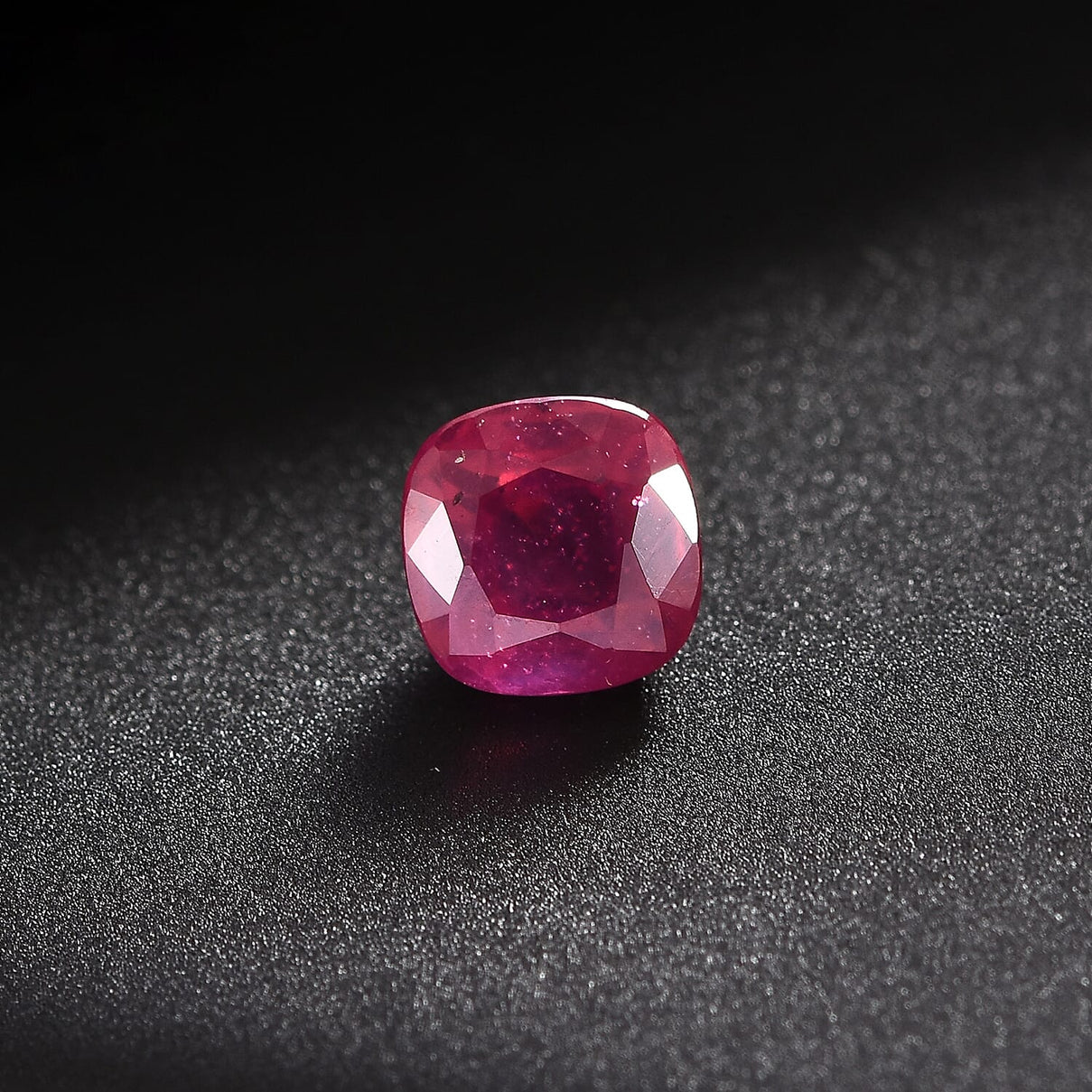 1.01 Ct. Fissure Filled Ruby Loose Gemstone in Cushion Shape 8068357 1