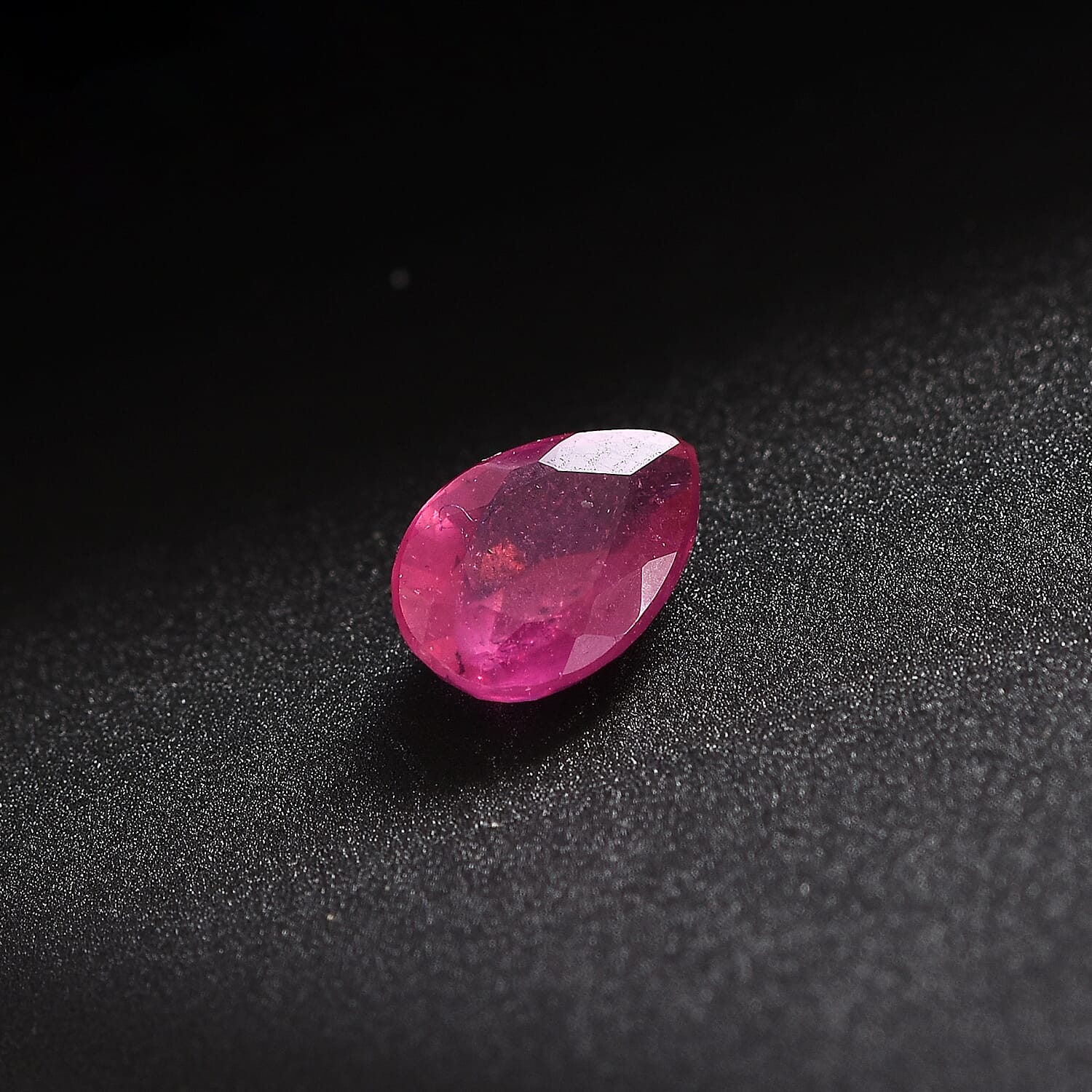 0.9 Ct. Fissure Filled Ruby Loose Gemstone in Pear Shape 8068358 2