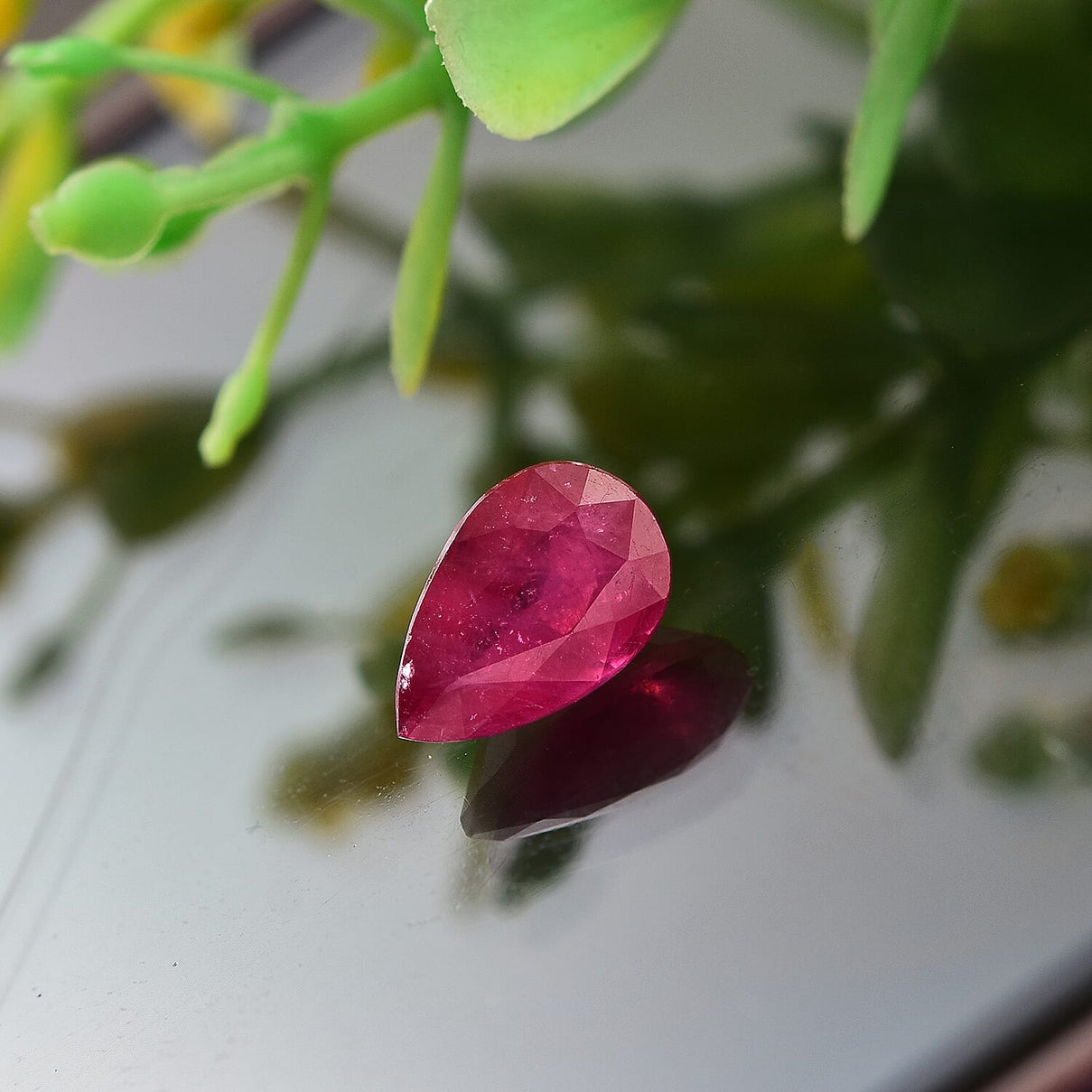 1.45 Ct. Fissure Filled Ruby Loose Gemstone in Pear Shape 8062400 1