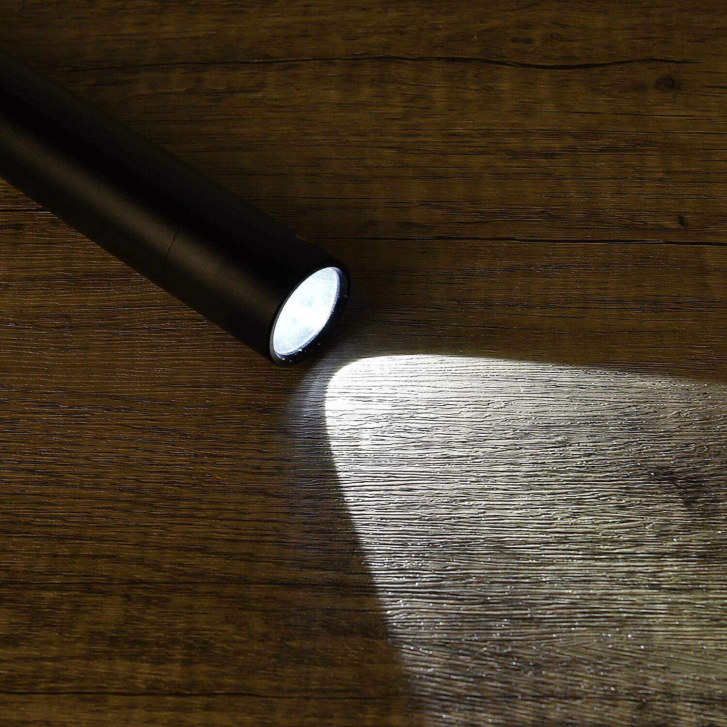 Aluminum LED Hand-Held LED Torch with 3 Lighting Modes (Battery 3xAAA Not Inc.) - Black 7755563 1