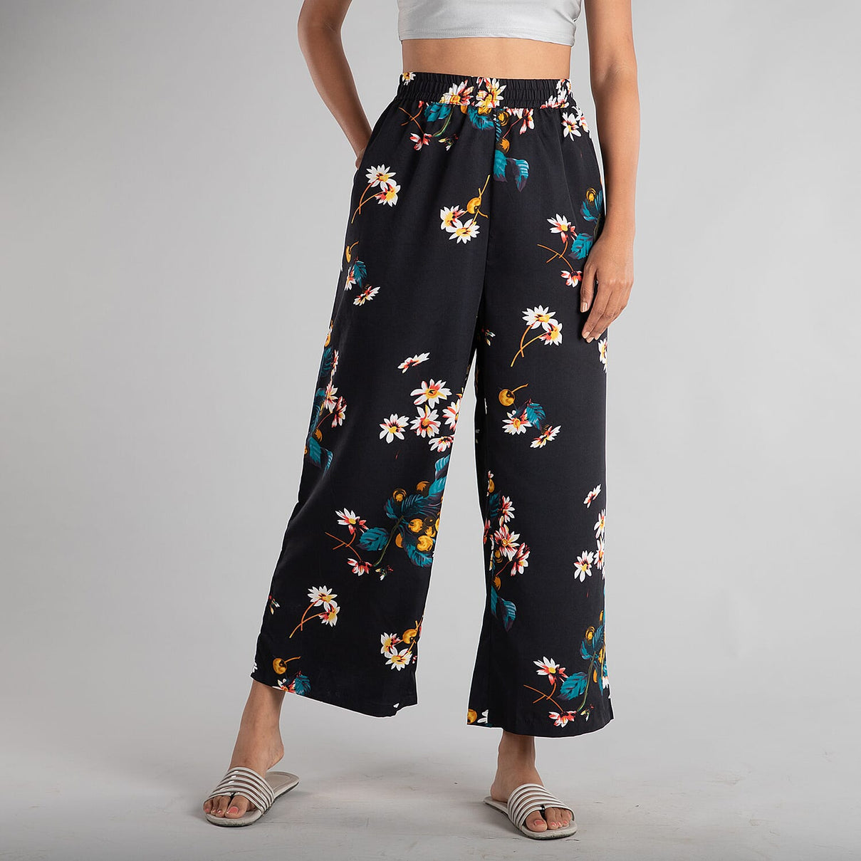 Floral Printed High-Rise Women's Trousers - Black 6527688 0