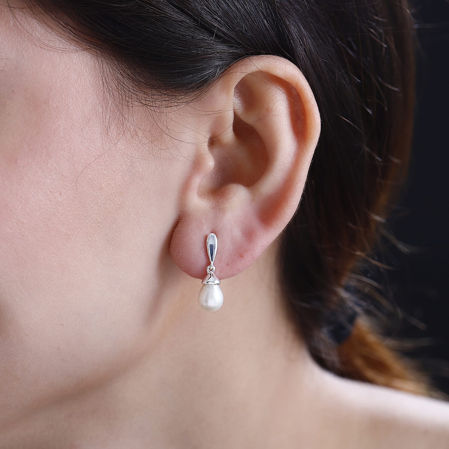 Fresh Water Pearl Drop Earrings in Sterling Silver 7817857 3