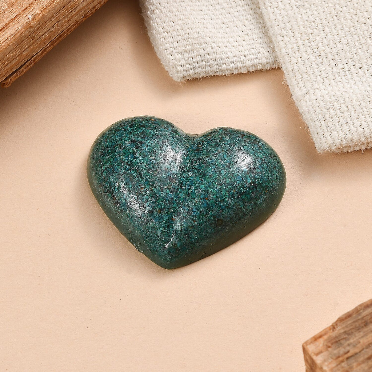 Freshened Malachite Heart Carved Gemstone 17.52 Ct. V32489236 2