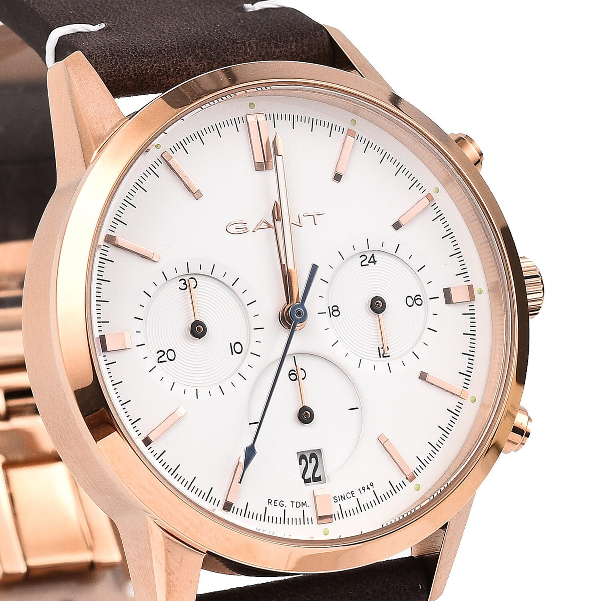 GANT BRADFORD Rose Gold Dial Water Resistant Watch with Brown Leather Strap 7571430 2