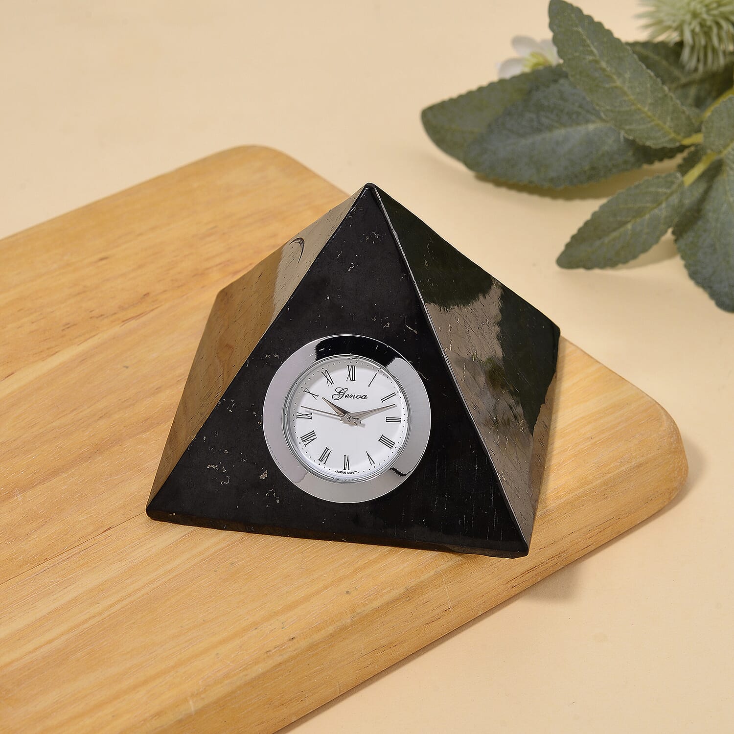 GENOA - Natural Shungite Pyramid Table Clock 1200.00 Ct 8528064 2