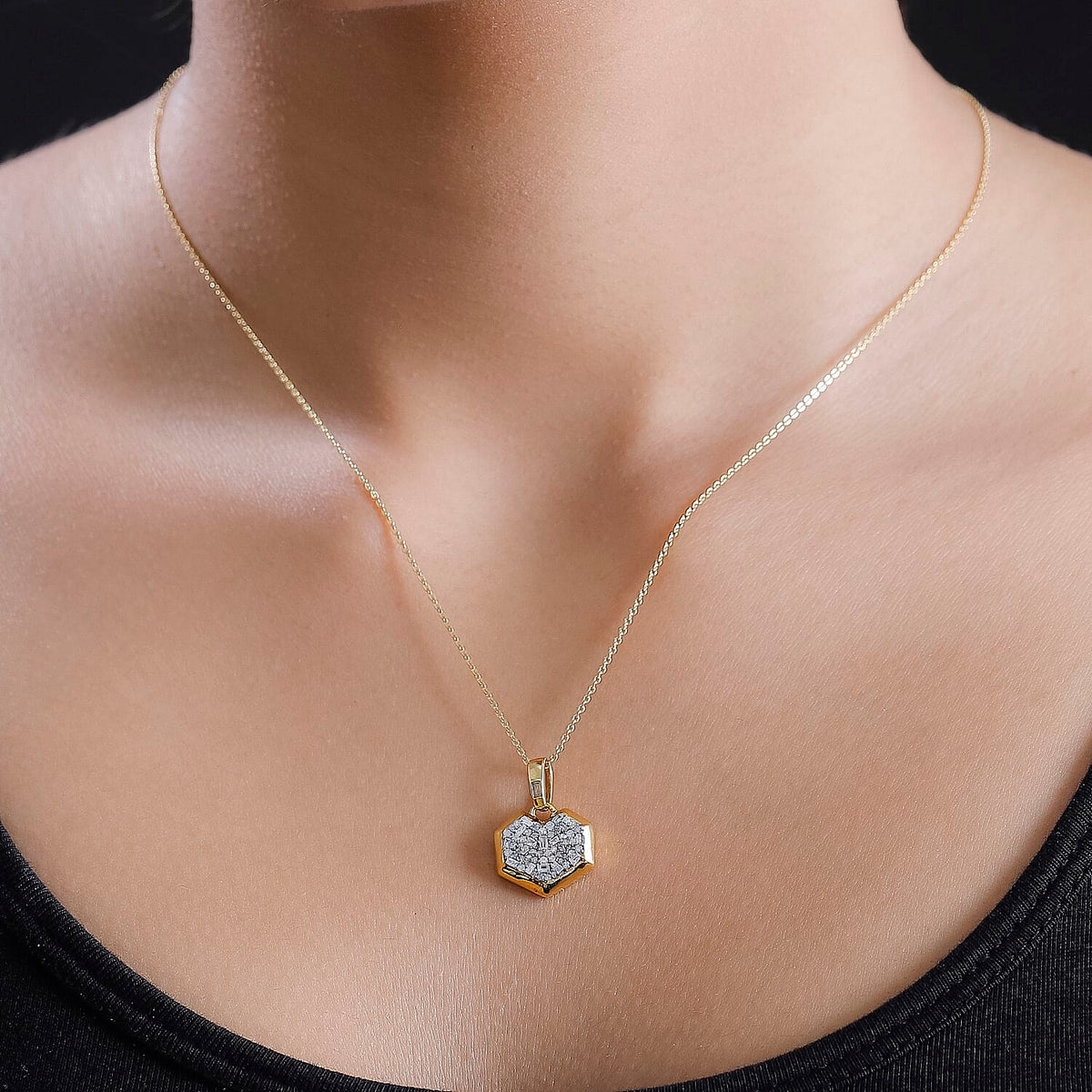GP Amore Collection - White Diamond Heart Cluster Pendant with Chain in 18K Yellow Gold Vermeil Plated Sterling Silver 4326740 2