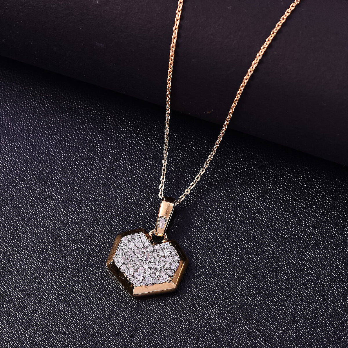 GP Amore Collection - White Diamond Heart Cluster Pendant with Chain in 18K Yellow Gold Vermeil Plated Sterling Silver 4326740 3
