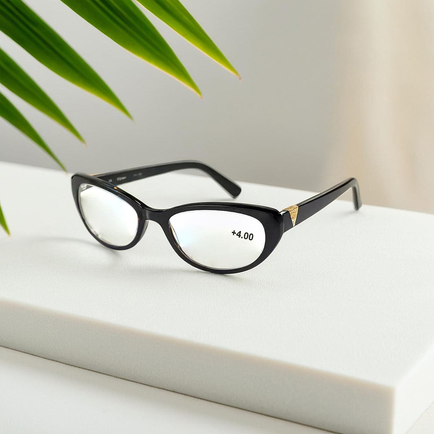 GUESS Cat Eye Tort Frames with Decorative Sides (Power 4.0) - Dark 7750731 1