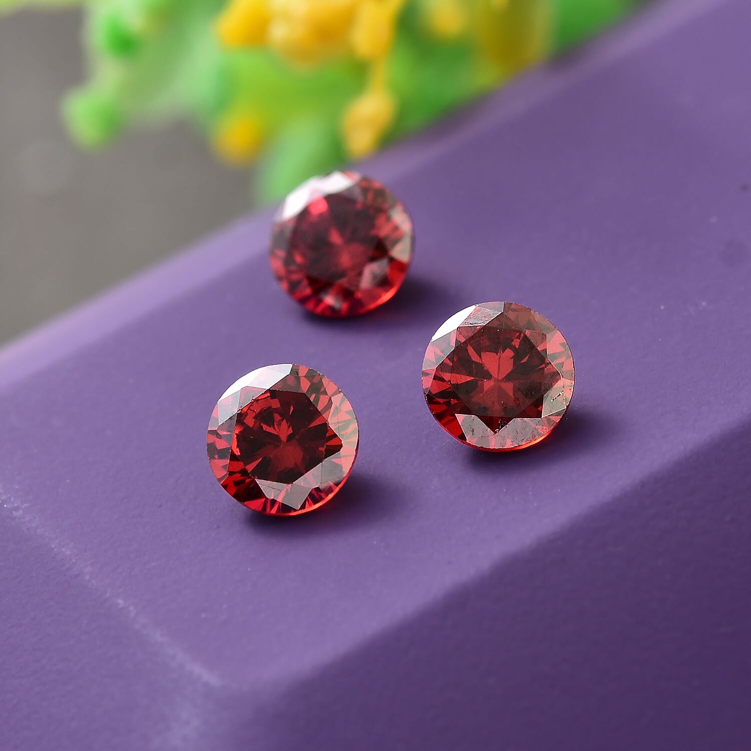 3.89 Ct. Set of 3 Garnet Cubic Zirconia Loose Gemstones in Round Shape 8062451 1