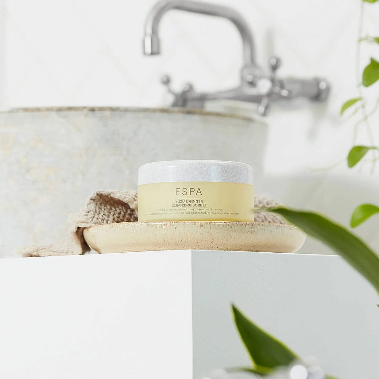 ESPA Yuzu and Ginger Cleansing Sorbet 100ml 7725361 1