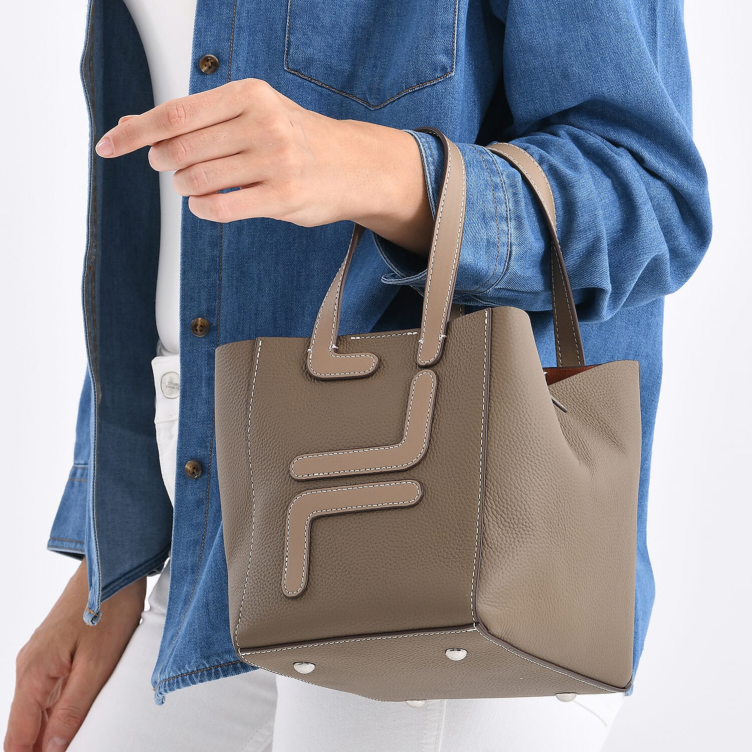 Set of 2 Genuine Leather Bucket Bag and Pouch 8162264 3