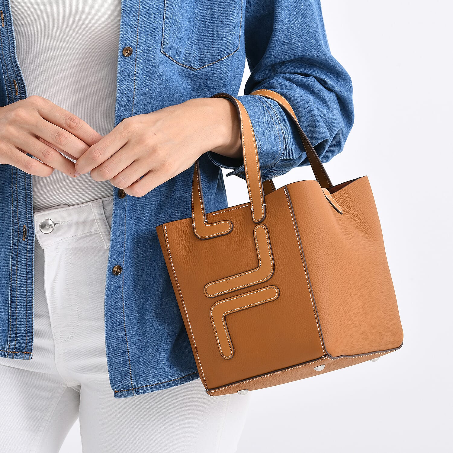 Set of 2 Genuine Leather Bucket Bag and Pouch V32520738 3