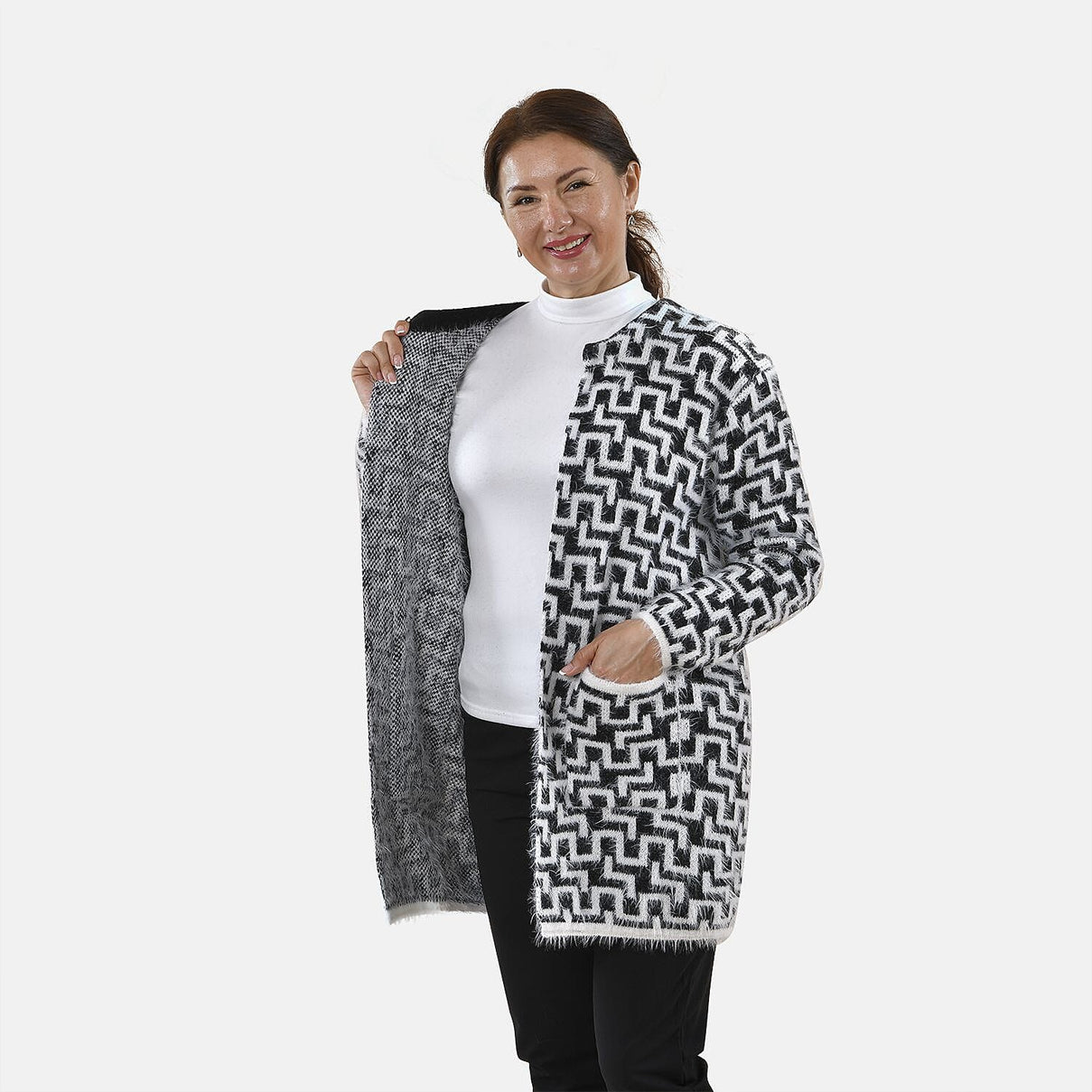 TAMSY Geometric Pattern Winter Coatigan with Pockets - Black and White Size 8 to 22 8860975 4