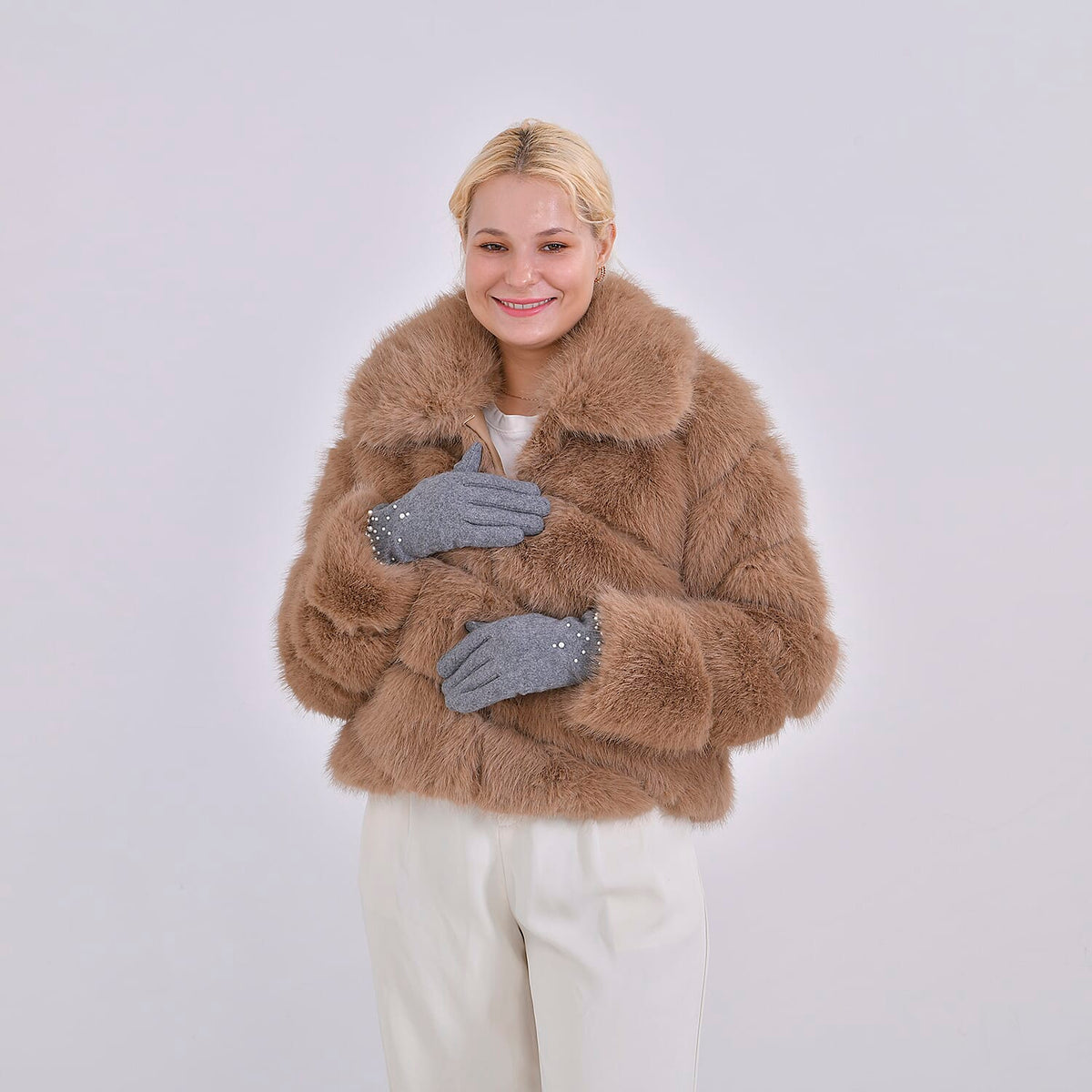70% Cashmere Wool, Touchscreen-Friendly Winter Gloves â€“ One Size V32603567 4