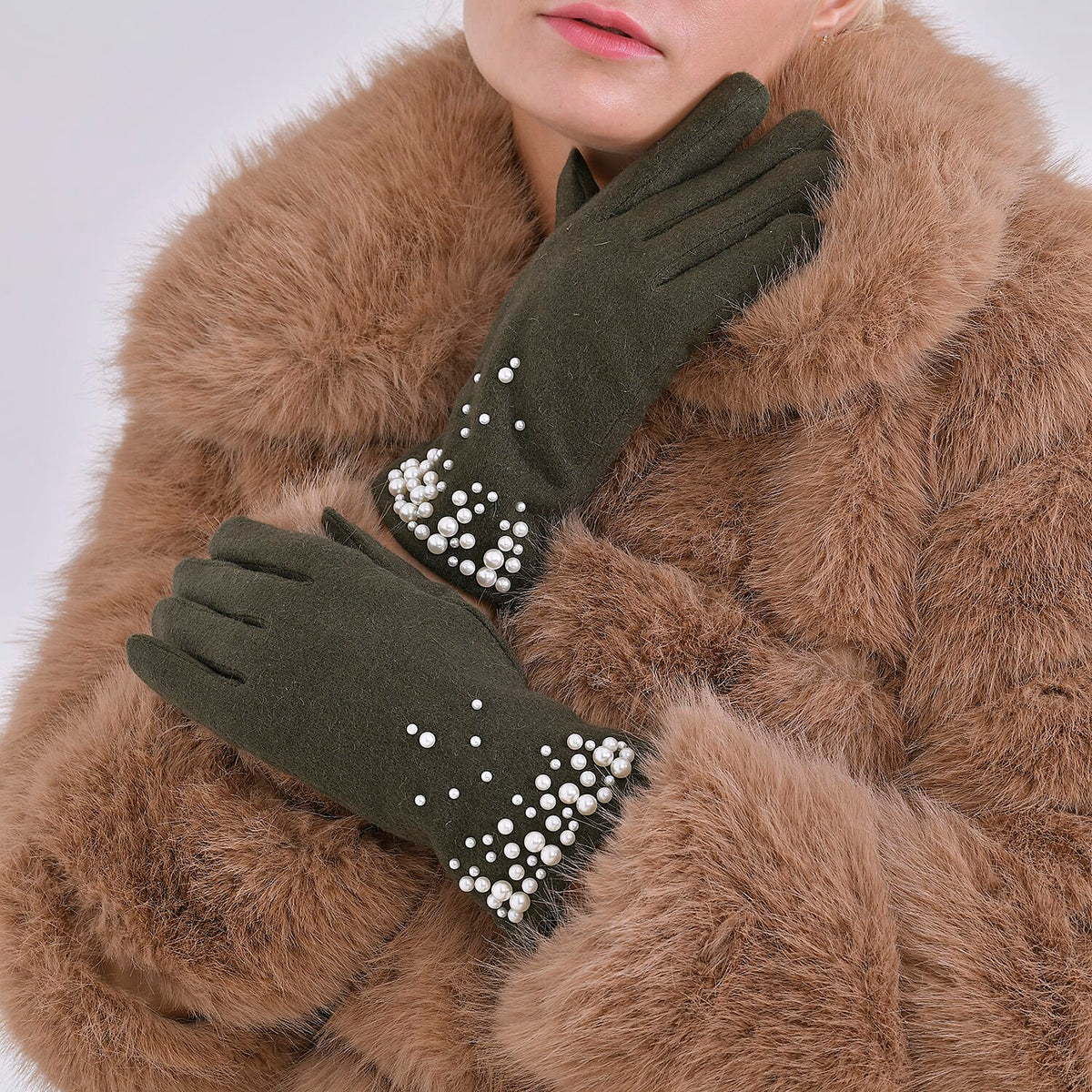70% Cashmere Wool, Touchscreen-Friendly Winter Gloves â€“ One Size V32667658 6