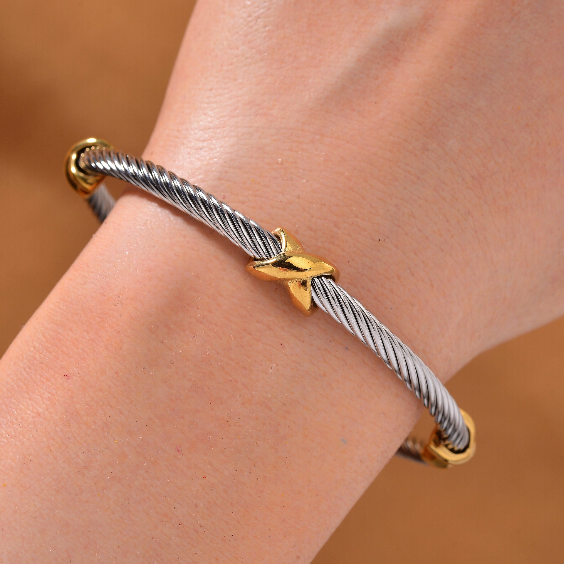 Dual Tone Criss Cross Bangle (Size - 7.5) 7843736 2