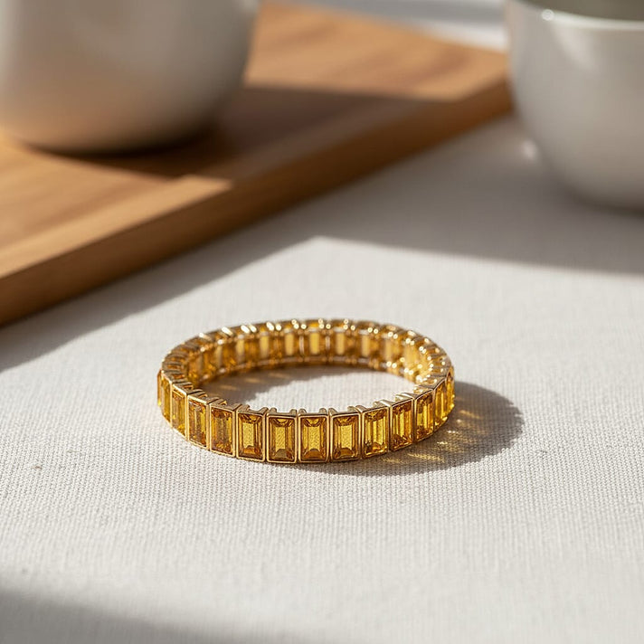 Golden Color Glass Adjustable Bracelet in Yellow Gold Tone 8262415 2