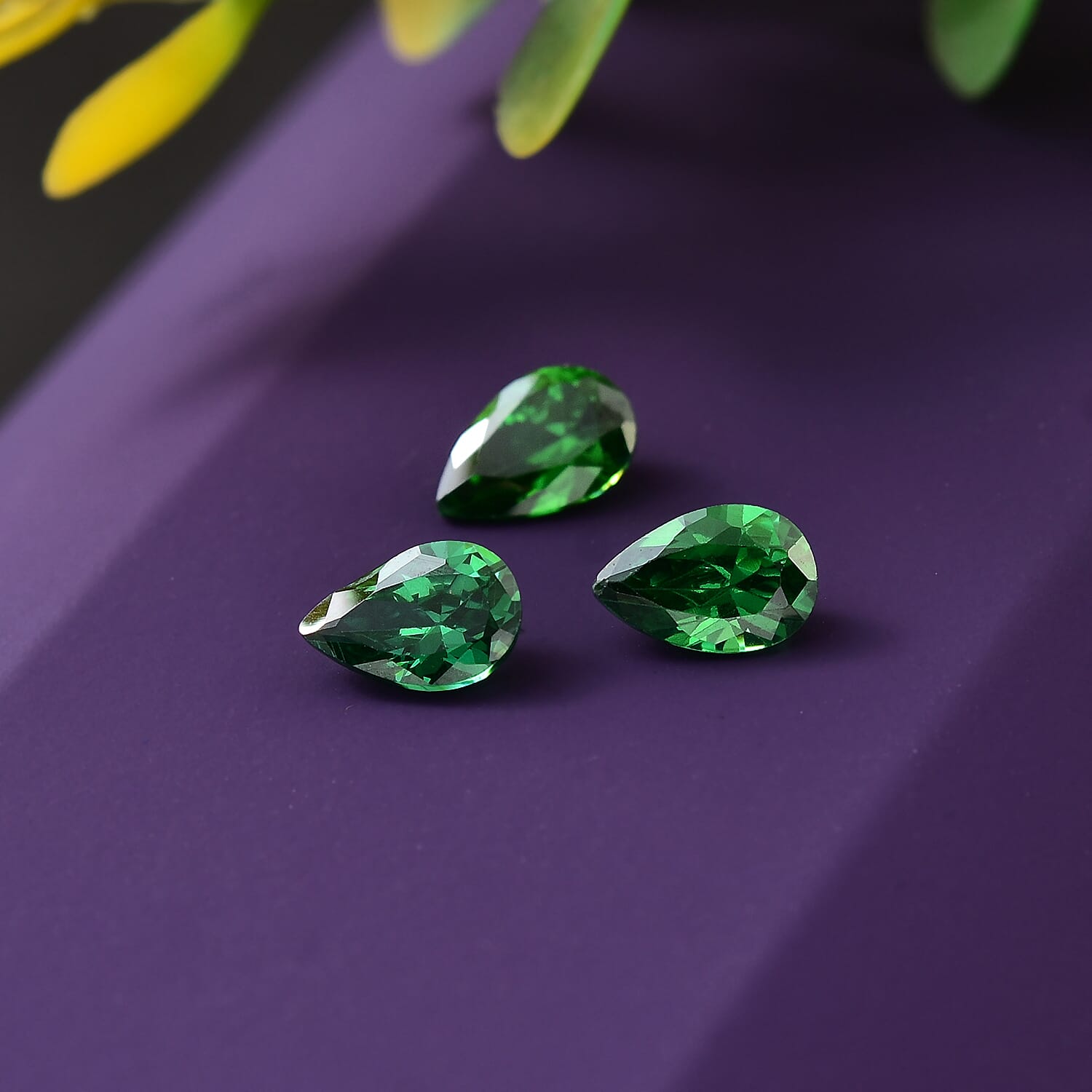 Set of 3 Green Cubic Zirconia Loose Gemstones in Pear Shape 1.73 Ct. 8062465 1