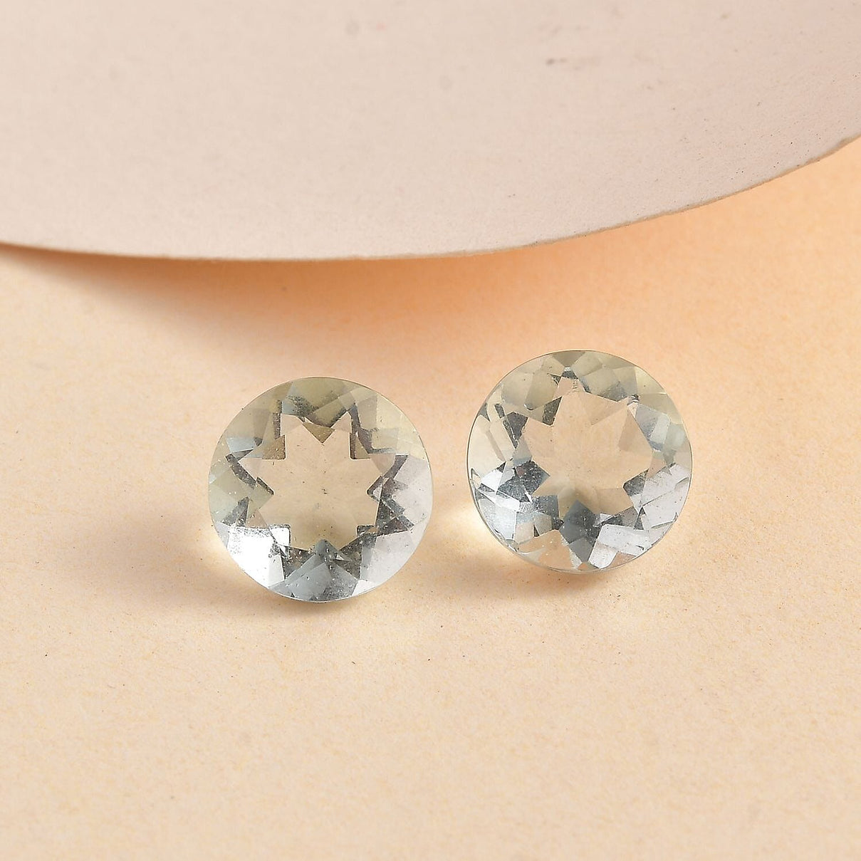 Set of 2 Green Fluorite Loose Gemstones in Round Shape (8mm) 7851379 1