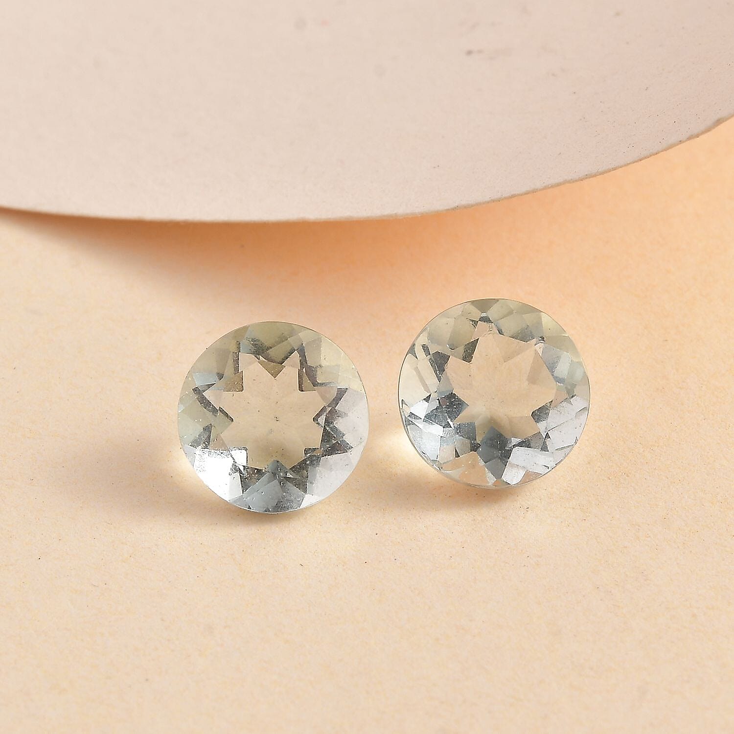 Set of 2 Green Fluorite Loose Gemstones in Round Shape (8mm) 7851379 1