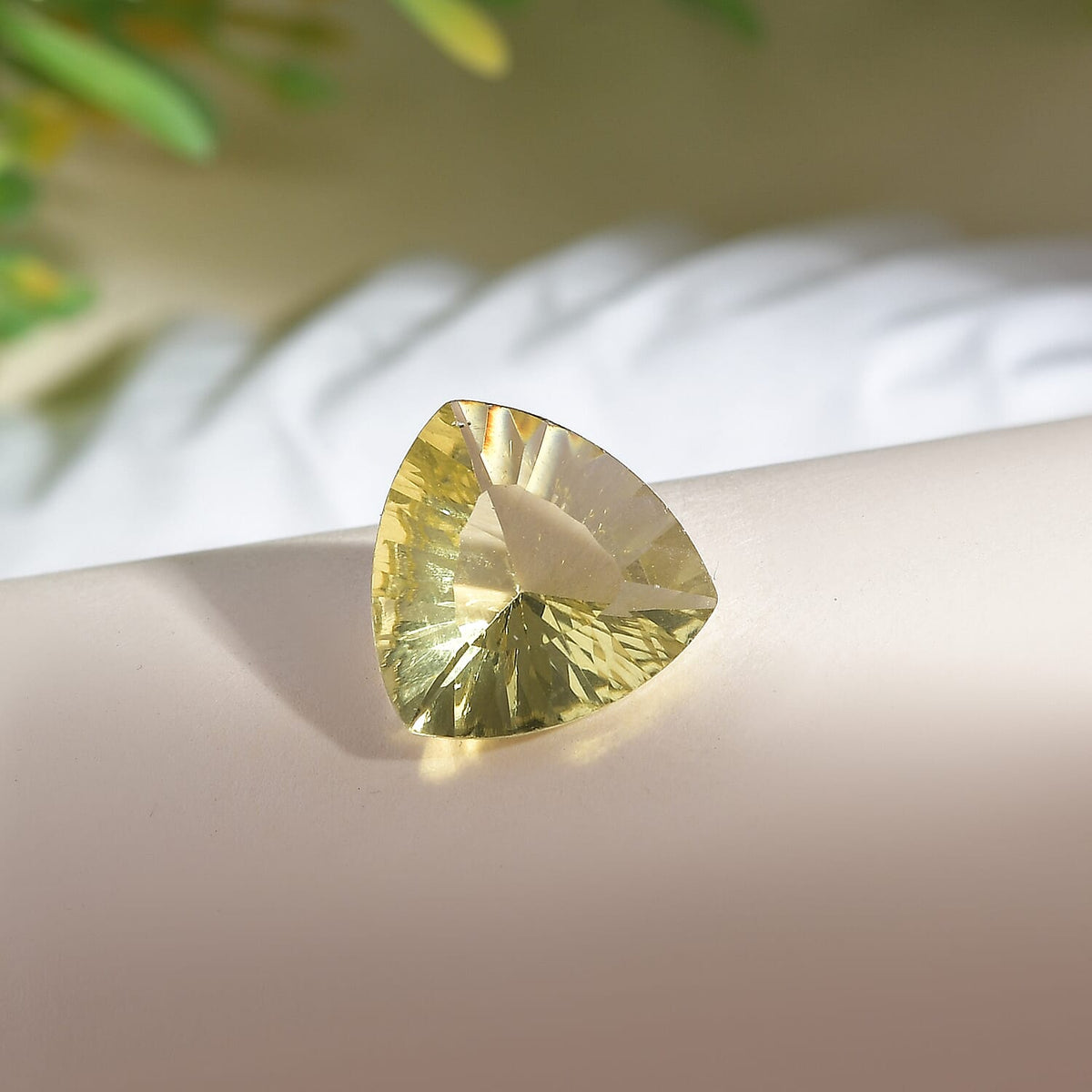 Green Gold Quartz Loose Gemstone in Trillion Shape(12.0mm) 7817186 2