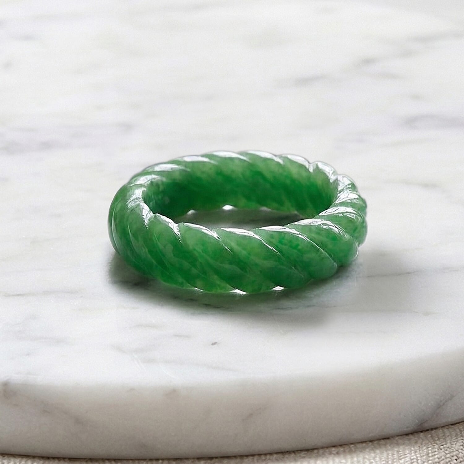 Green Jade Curving Cut Band Ring 20.00 Ct. 8486643 3