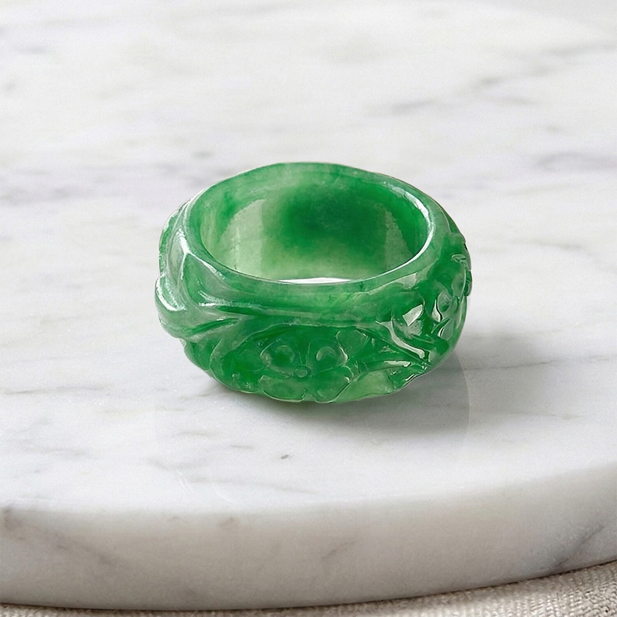Green Jade Curving Cut Floral Band Ring 30.00 Ct. 8486635 3