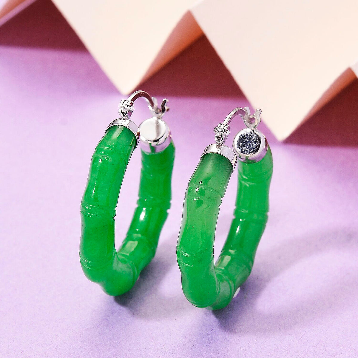 Enhanced Green Jade Hoop Earring with Clasp in Rhodium Overlay Sterling Silver 8166565 2