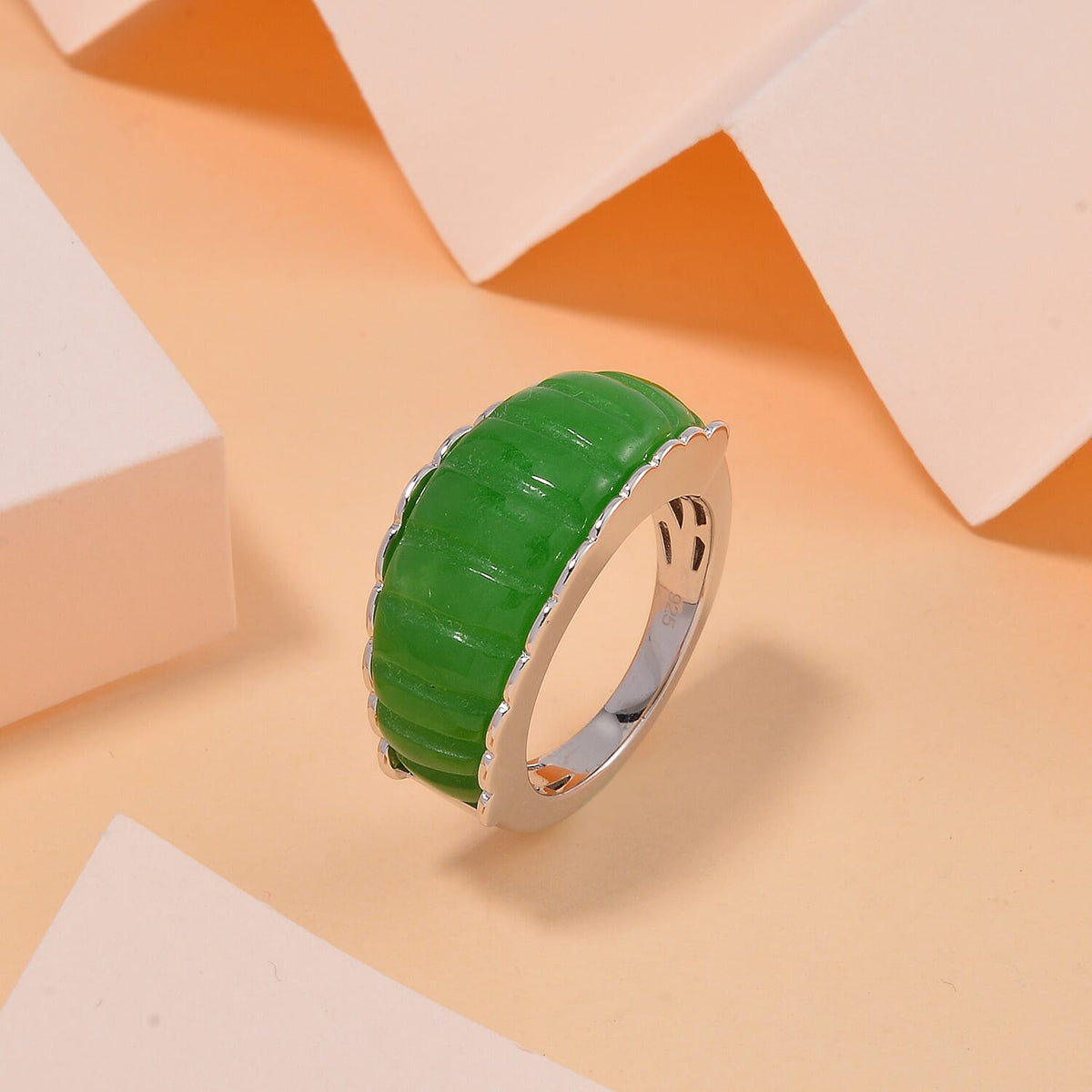 Green Jadeite Jade Ring in Rhodium Overlay Sterling Silver 15.17 Ct, Silver Wt 6.00 GM 7686542 1