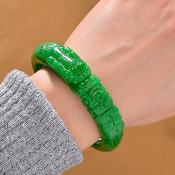 Pixiu Green Jade Stone Bangle (Size 7.5) 240.00 Ct. 8151158 2