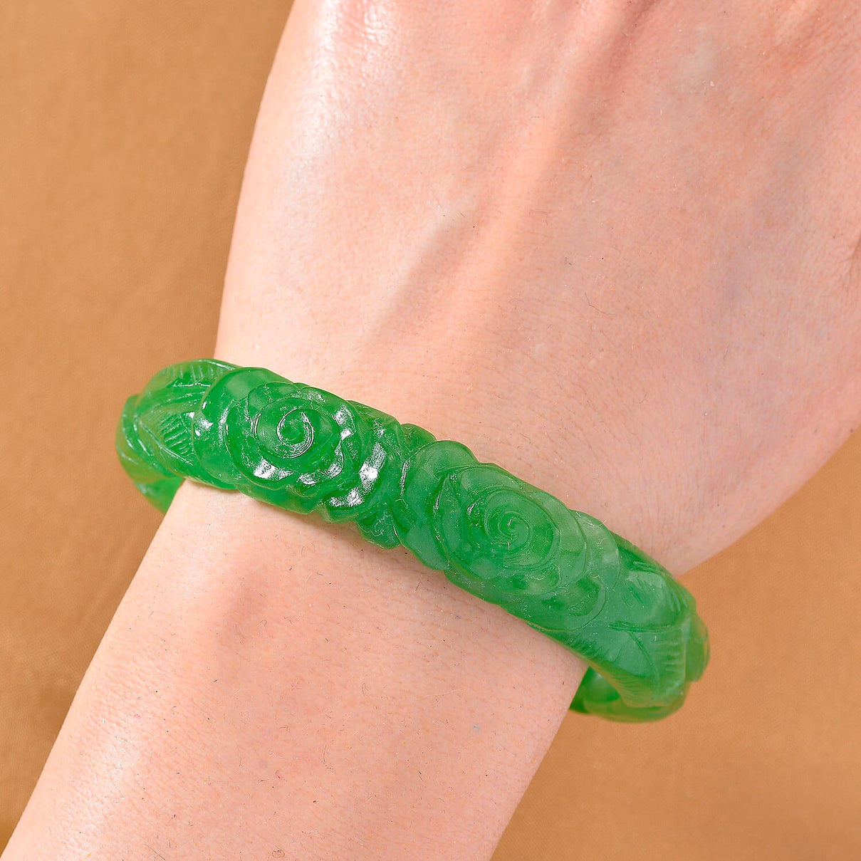 Limited Edition Rose Carved Green Jadeite Jade Bangle (Size 7.5) 300.00 Ct. 8228463 2