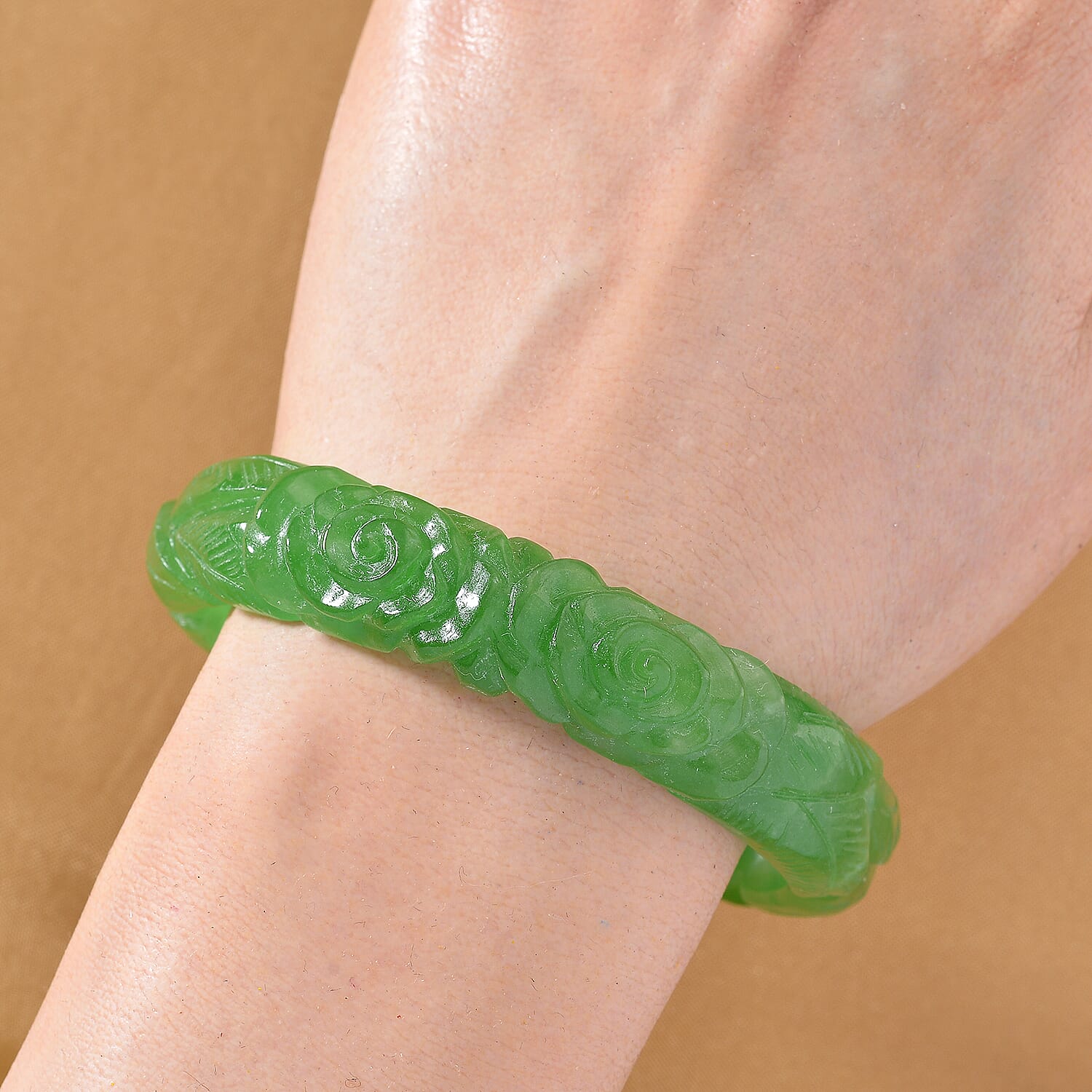 Limited Edition Rose Carved Green Jadeite Jade Bangle (Size 7.5) 300.00 Ct. 8228463 2