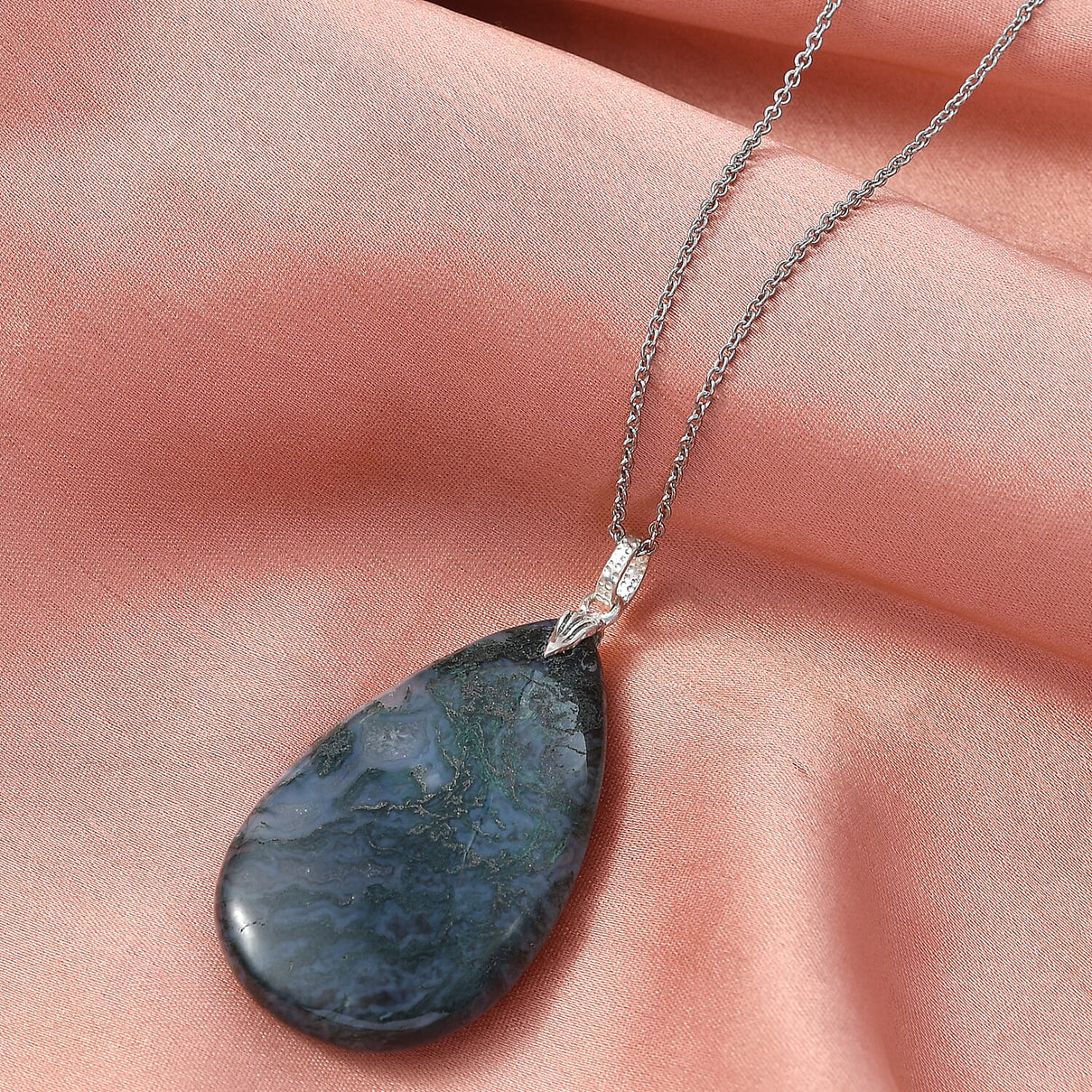 Green Jasper Pendant with Chain (Size 20) 119.18 Ct. 4433191 2