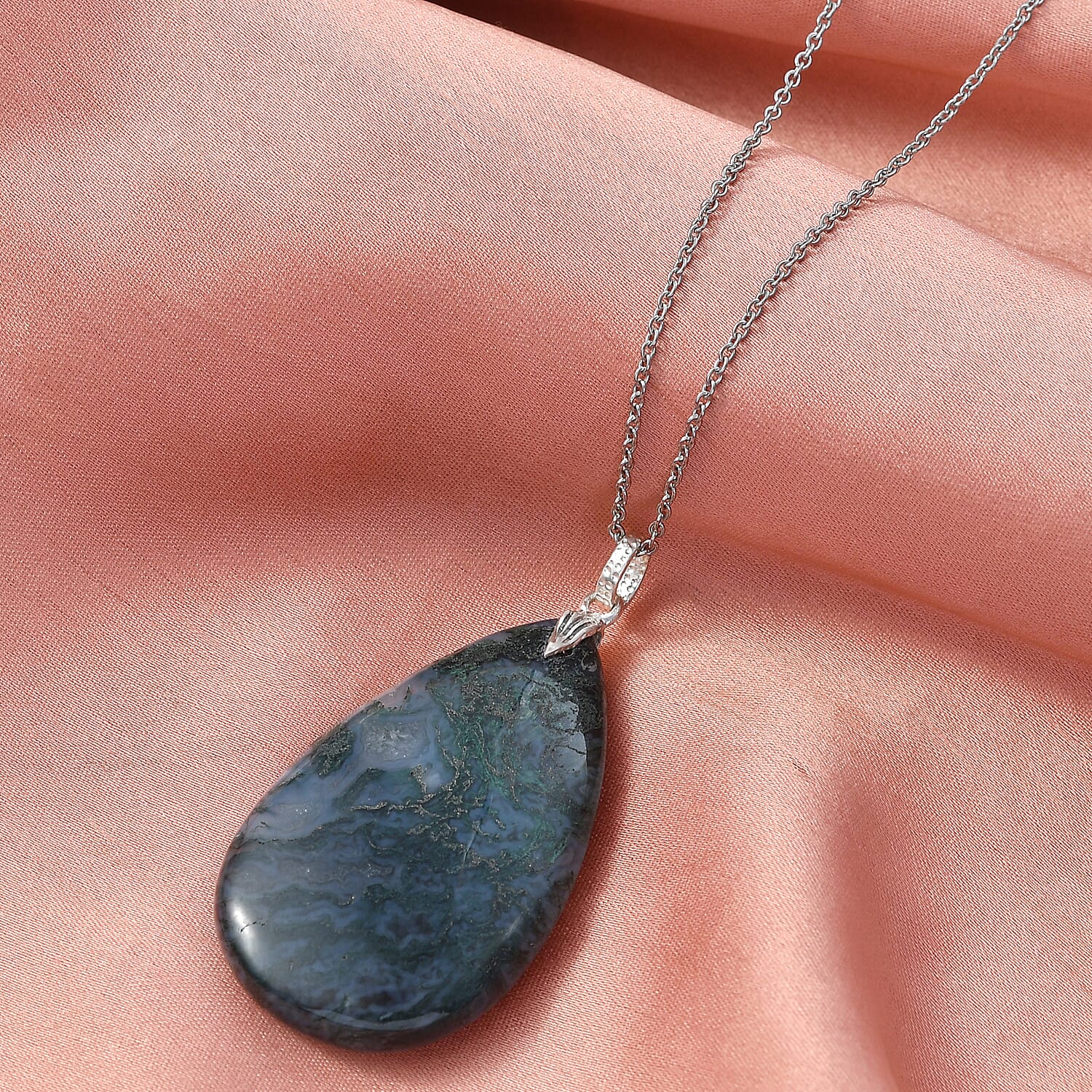 Green Jasper Pendant with Chain (Size 20) 119.18 Ct. 4433191 2