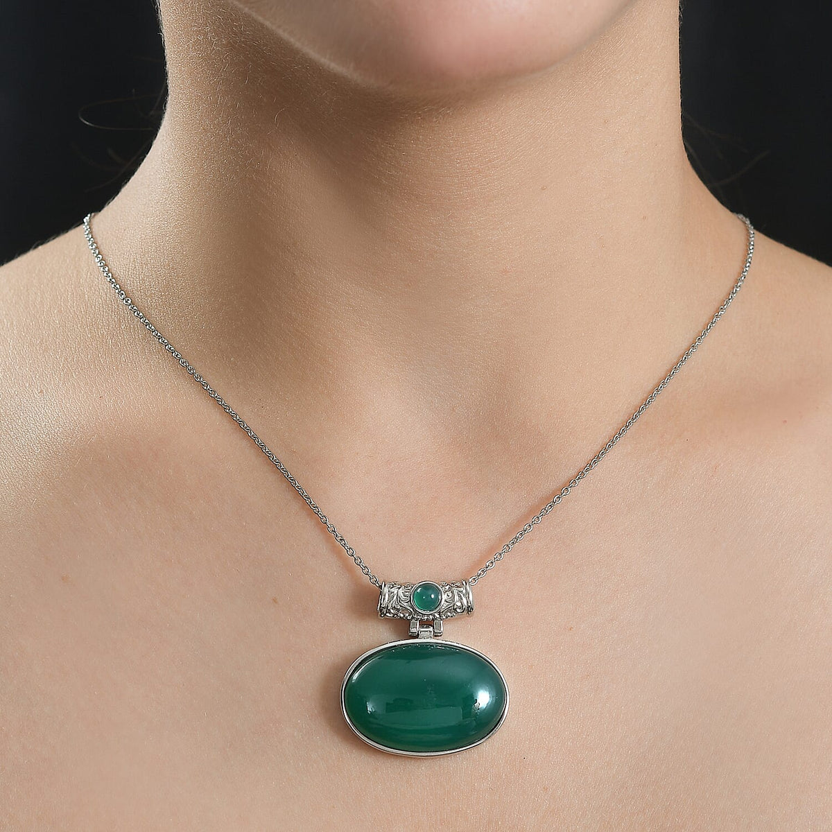 Green Onyx Pendant with Chain (Size - 20) 80.50 Ct. 4359636 2