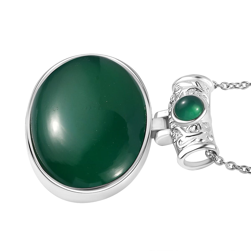 Green Onyx Pendant with Chain (Size - 20) 80.50 Ct.