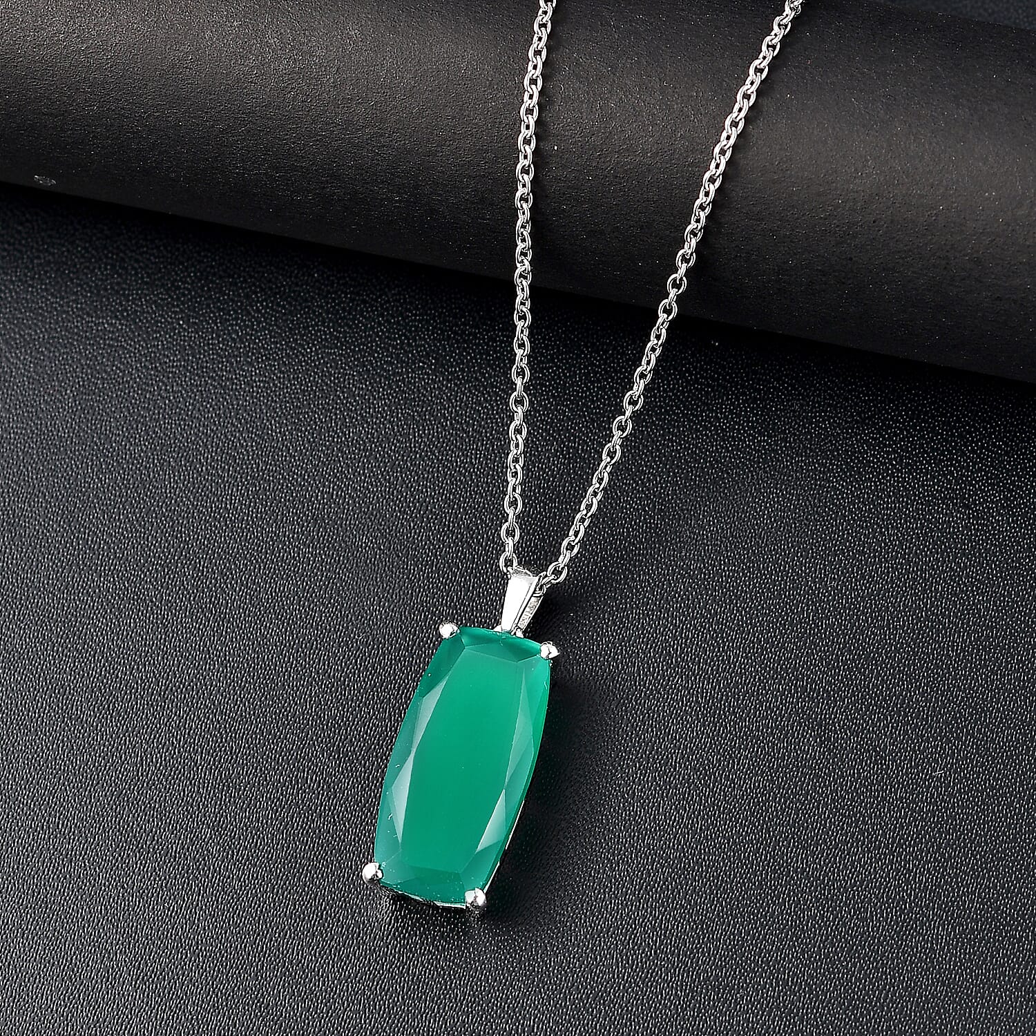 Verde Onyx Sterling Silver Pendant with Chain (Size - 20) 10.50 Ct. 4330765 3