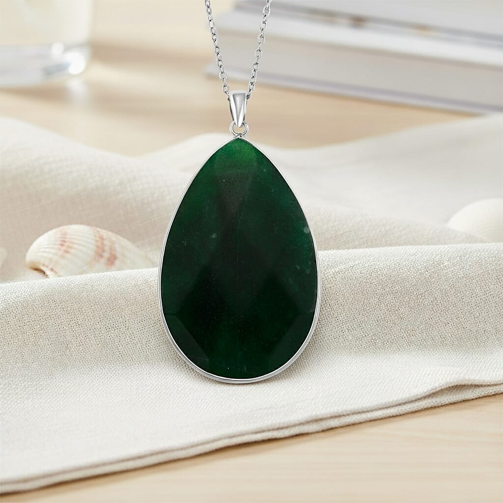Green Quartzite Jade Pear Solitaire Pendant with Chain (Size 20+2 Ext) 40.00 Ct. V32512350 2