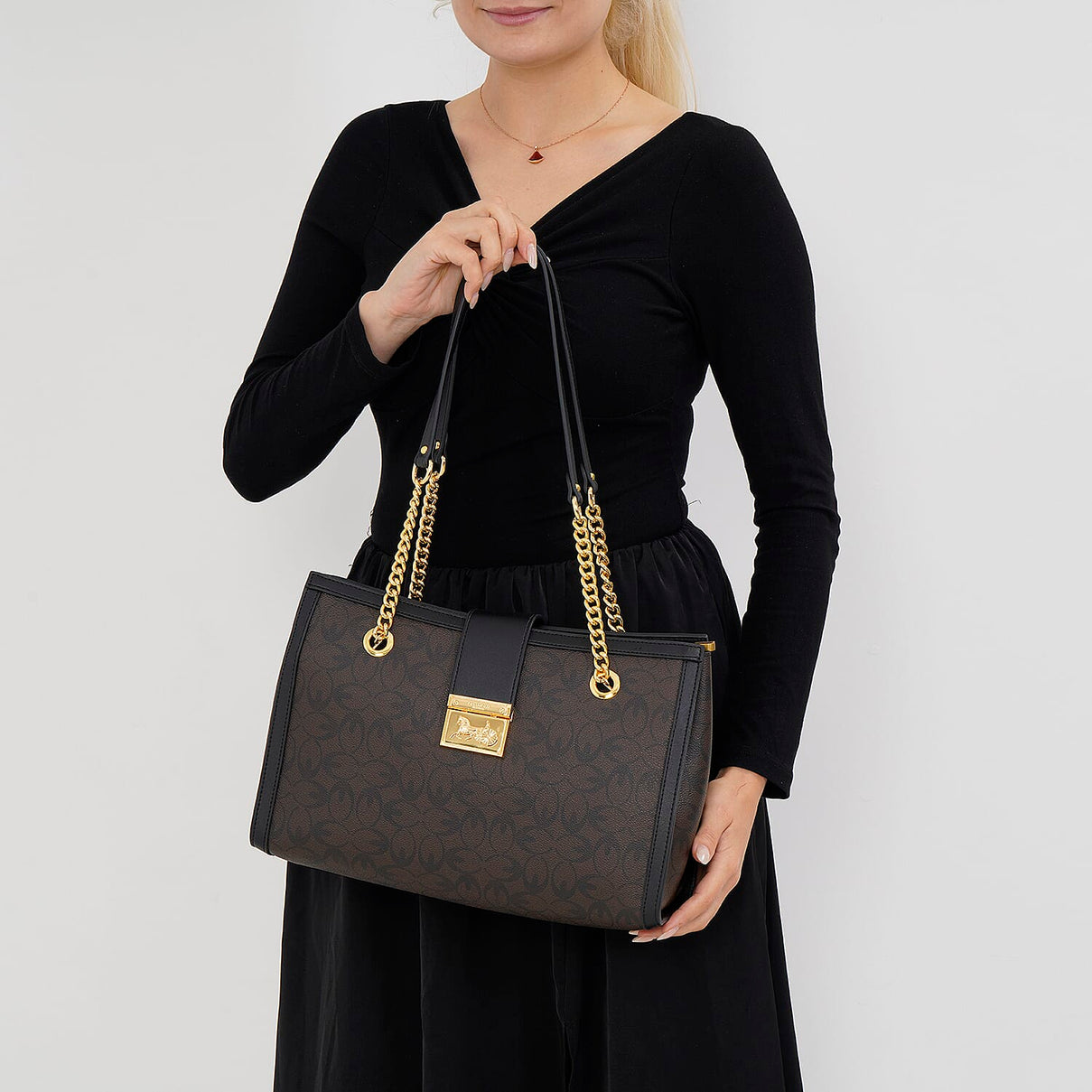 GUANCHI Shoulder Bag with Exterior Zipped Pocket 7705049 2