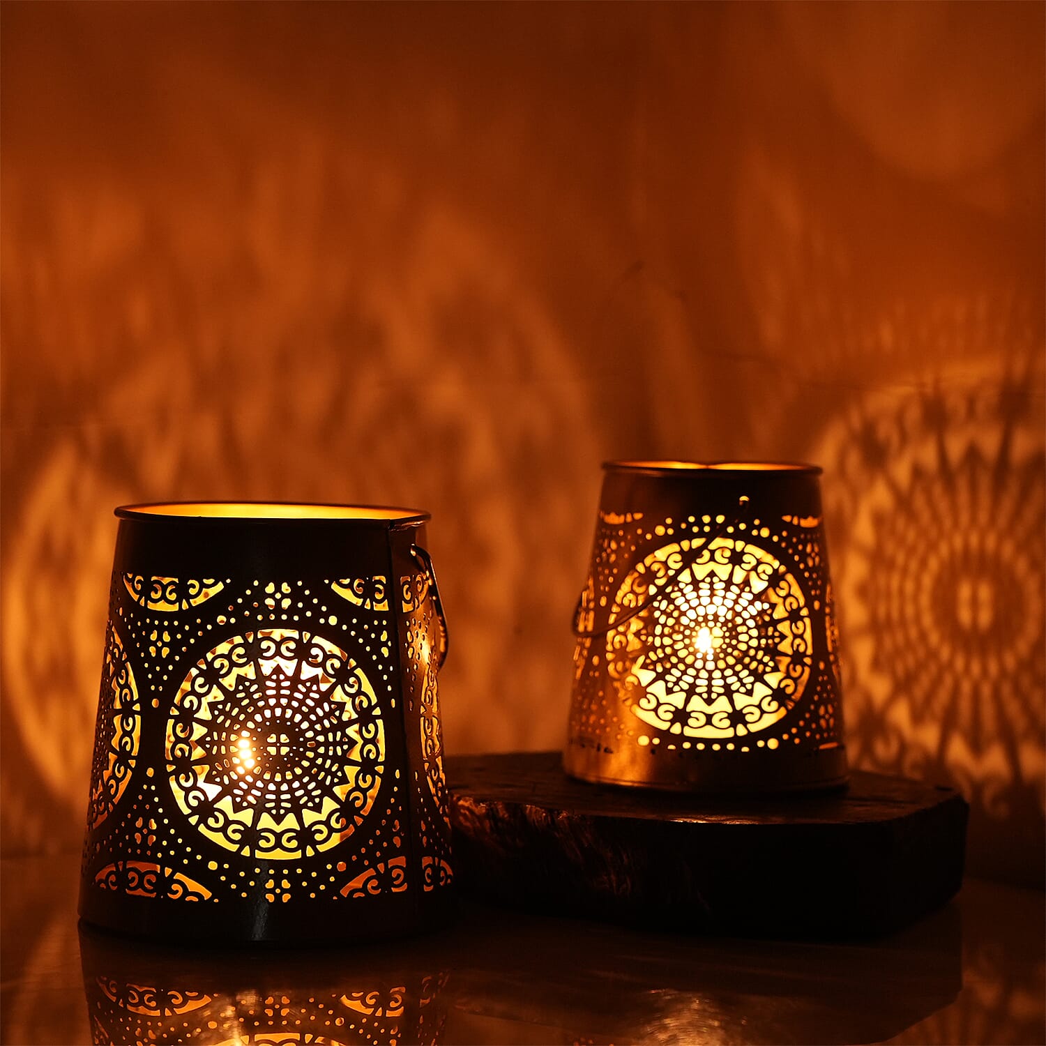 Set of 2 - Stunning Metal Etched Mandala Pattern Hanging Lantern (Size 15x15x13 cm) - Silver 7510772 2
