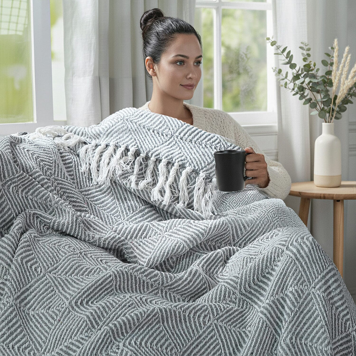Homesmart Cotton Chevron Throw Blanket (Size 130x160cm) - Grey V32637817 2