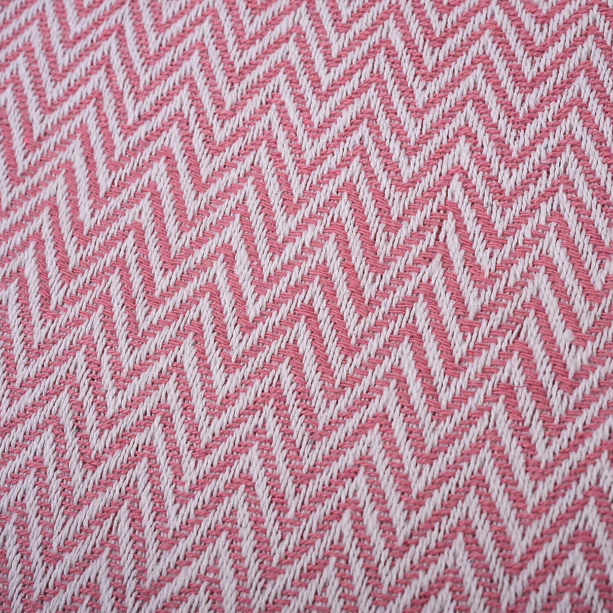 Hush Heaven 100% Soft Cotton Chevron Weaved Throw Blanket (200x150cm) - Light Pink 8129577 9