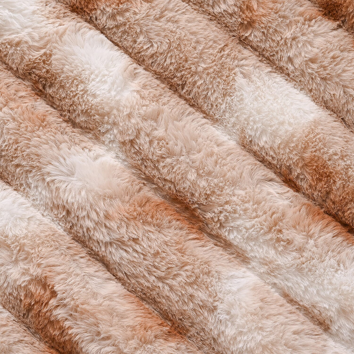 THE MOST SUMPTUOUS BLANKET AT TJC - LIVMORE Faux Rabbit Fur Blanket 650 GSM (Size 200x150 cm) - Brown &amp; White 8188273 5