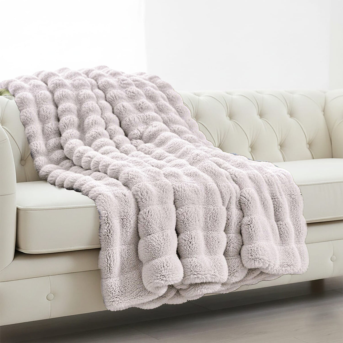 Homesmart Super Soft Sculptured Faux Fur Blanket (180 x 150cm) - Cream V32532953 1