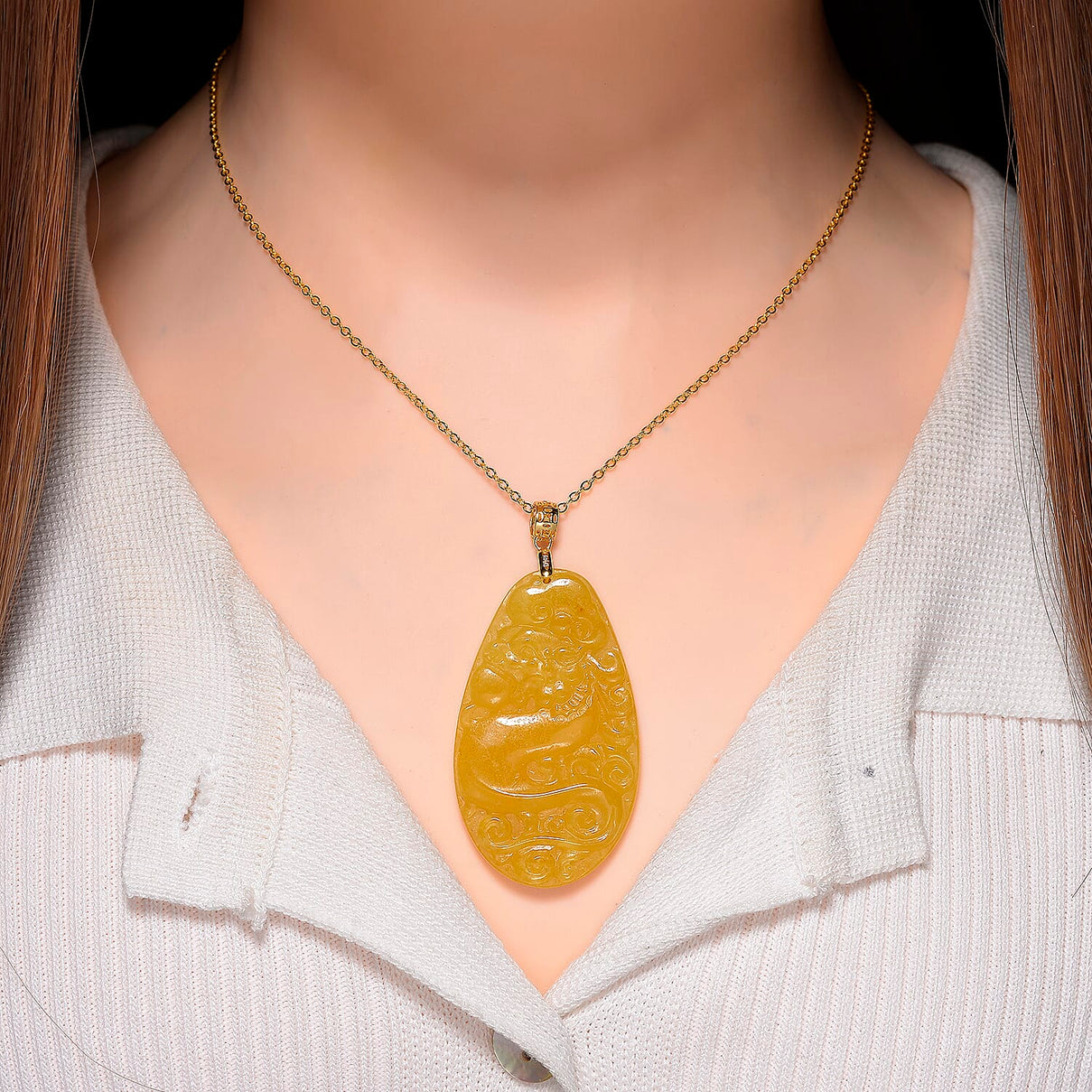 Honey Jade Dragon Embossed Pendant with Chain (Size 20) in Yellow Gold Plated Sterling Silver 80.00 Ct. 4418596 3